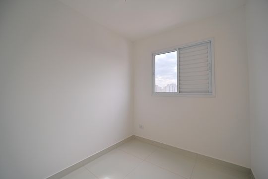 Quarto 1 de apartamento para alugar com 2 quartos, 40m² em Vila Talarico, São Paulo