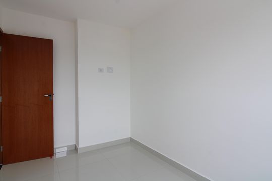 quarto 2 de apartamento para alugar com 2 quartos, 41m² em Vila Talarico, São Paulo