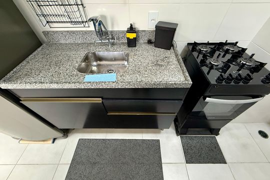 Cozinha de apartamento para alugar com 2 quartos, 35m² em Santo Amaro, São Paulo