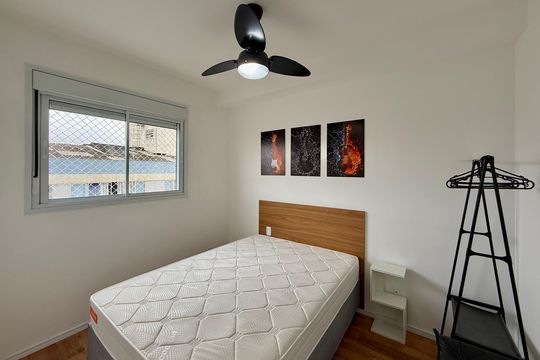 Quarto 2 de apartamento para alugar com 2 quartos, 35m² em Santo Amaro, São Paulo