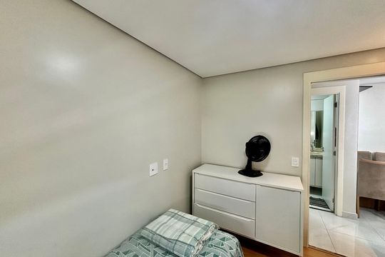 Quarto 1 de apartamento à venda com 2 quartos, 41m² em Jardim Brasilia, São Paulo