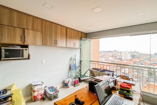 Varanda  de apartamento para alugar com 2 quartos, 58m² em Parque Boturussu, São Paulo
