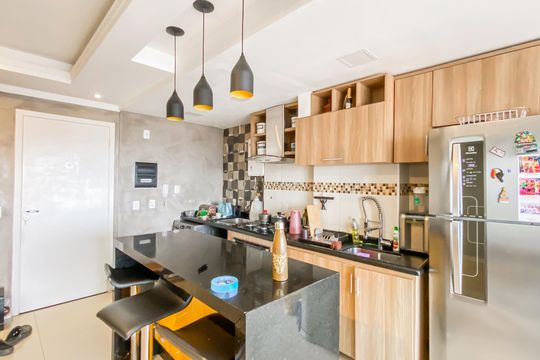 Cozinha  de apartamento para alugar com 2 quartos, 58m² em Parque Boturussu, São Paulo