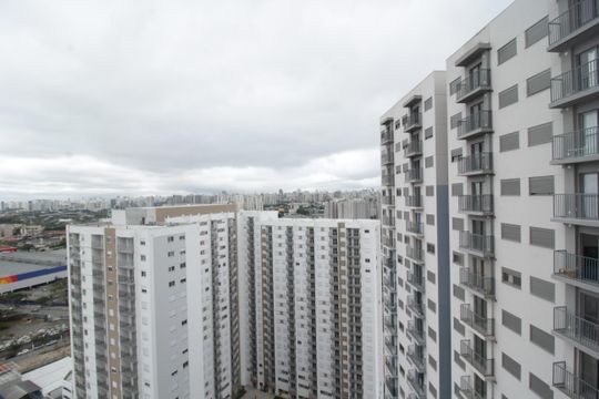 Vista da Sacada de apartamento para alugar com 2 quartos, 44m² em Vila Albertina, São Paulo
