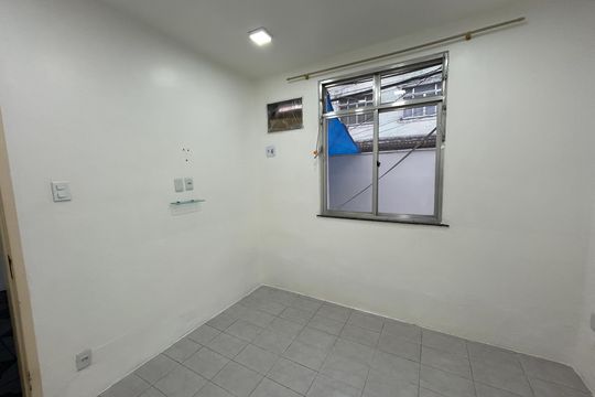 Quarto 1 de casa para alugar com 2 quartos, 72m² em Madureira, Rio de Janeiro
