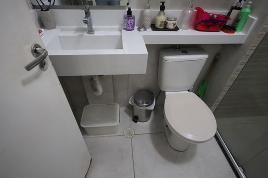 Banheiro de apartamento para alugar com 2 quartos, 47m² em Novo Osasco, Osasco
