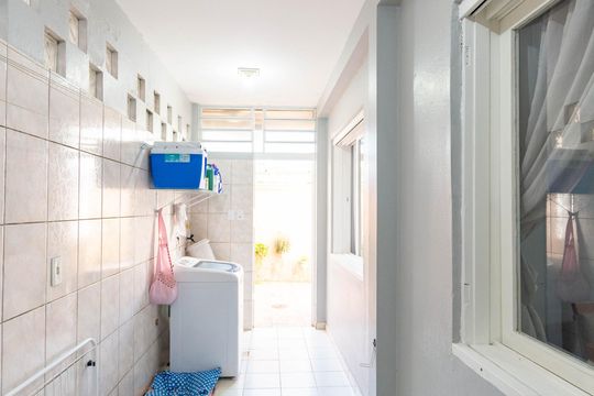 Apartamento à venda com 2 quartos, 65m² em Centro, Canoas