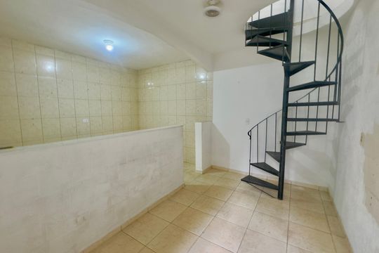 Casa à venda com 2 quartos, 65m² em Parque Continental I, Guarulhos