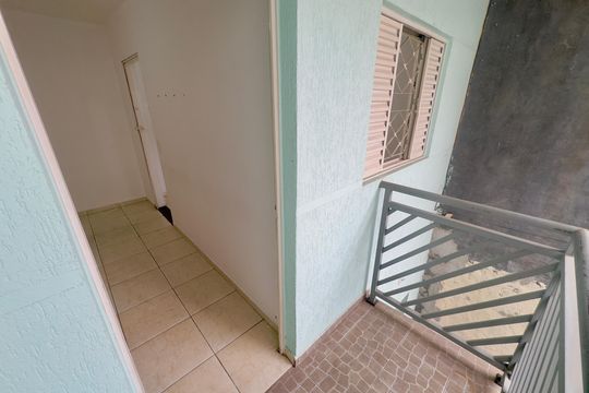 Sacada de casa à venda com 2 quartos, 65m² em Parque Continental I, Guarulhos