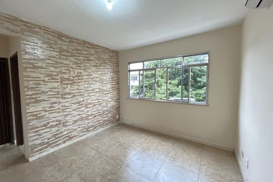 Apartamento para alugar com 2 quartos, 55m² em Praça Seca, Rio de Janeiro