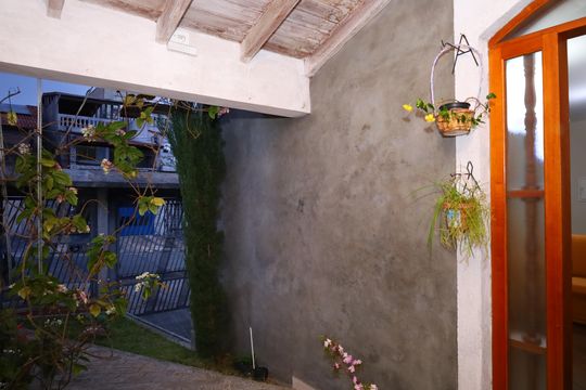 Varanda de entrada de casa à venda com 3 quartos, 328m² em Cidade Líder, São Paulo