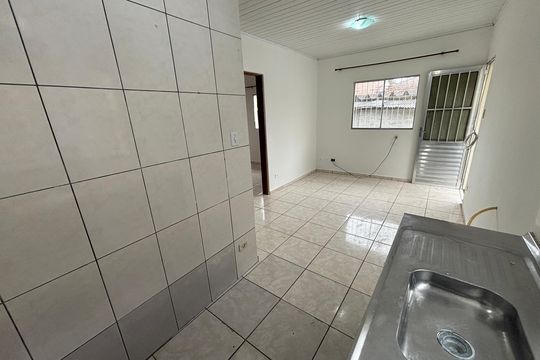 Cozinha  de casa para alugar com 2 quartos, 55m² em Colônia, Ribeirão Pires