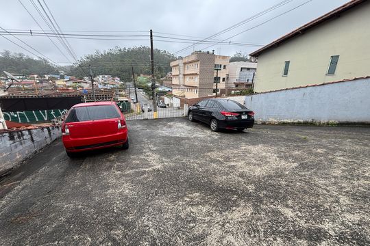 Garagem de casa para alugar com 2 quartos, 55m² em Colônia, Ribeirão Pires