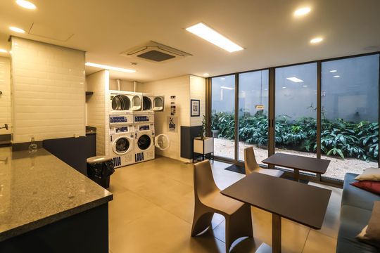 Lavanderia de kitnet/studio para alugar com 1 quarto, 25m² em Liberdade, São Paulo