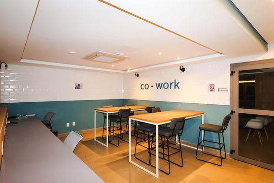 CoWorking de kitnet/studio para alugar com 1 quarto, 25m² em Liberdade, São Paulo