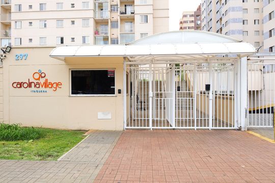 Fachada do condomínio de apartamento para alugar com 2 quartos, 52m² em Vila Santana, São Paulo