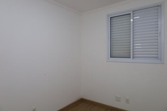 Quarto 2 de apartamento para alugar com 2 quartos, 52m² em Vila Santana, São Paulo