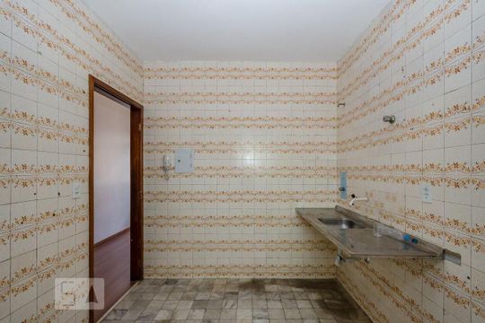 Cozinha de apartamento à venda com 3 quartos, 84m² em João Pinheiro, Belo Horizonte