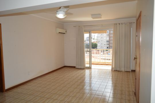 Sala de apartamento para alugar com 3 quartos, 160m² em Centro, Ribeirão Preto