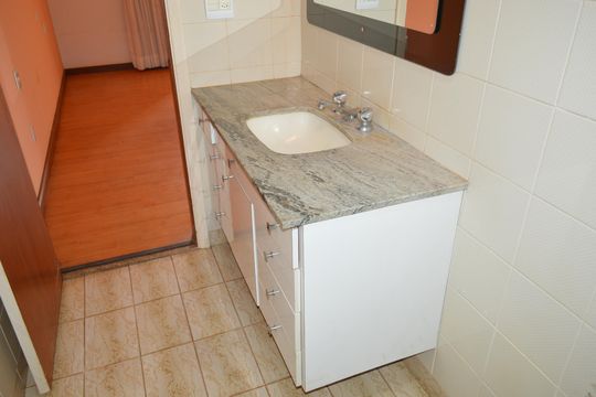 Banheiro da Suíte 1 de apartamento para alugar com 3 quartos, 160m² em Centro, Ribeirão Preto
