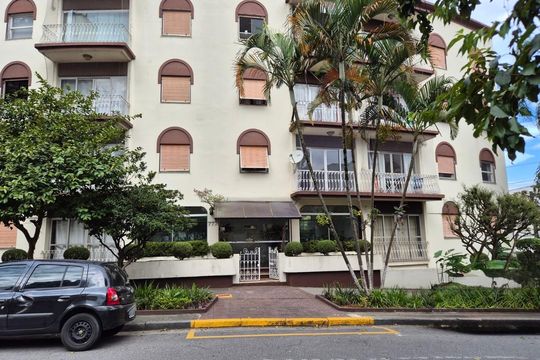 Fachada de apartamento para alugar com 2 quartos, 75m² em Jardim Bela Vista, Santo André