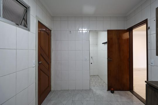 Cozinha de apartamento para alugar com 2 quartos, 75m² em Jardim Bela Vista, Santo André