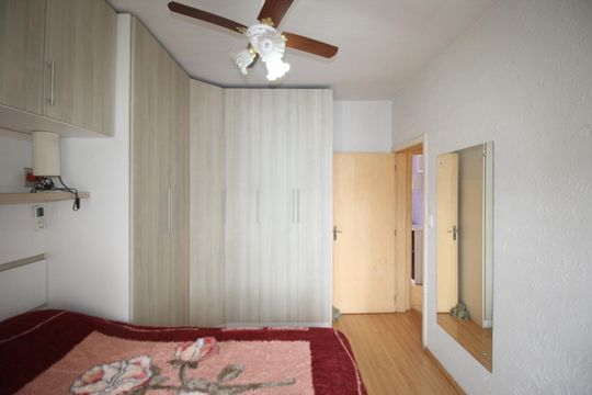 Quarto 2 de apartamento à venda com 2 quartos, 85m² em Sarandi, Porto Alegre
