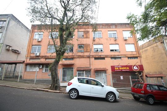 Fachada de apartamento à venda com 2 quartos, 85m² em Sarandi, Porto Alegre