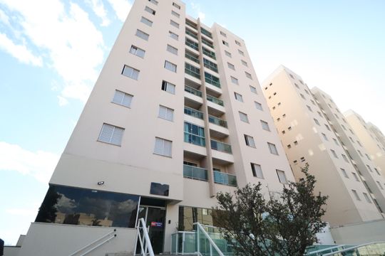 Fachada de apartamento para alugar com 3 quartos, 67m² em Presidente Roosevelt, Uberlândia