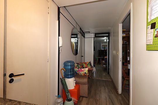 Hall de entrada de apartamento para alugar com 2 quartos, 80m² em Auxiliadora, Porto Alegre