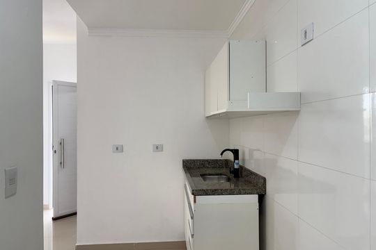 Cozinha e Área de Serviço de apartamento para alugar com 1 quarto, 50m² em Jardim Mangalot, São Paulo