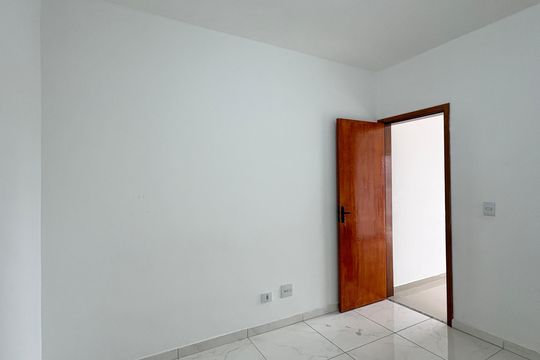 Quarto de apartamento para alugar com 1 quarto, 50m² em Jardim Mangalot, São Paulo
