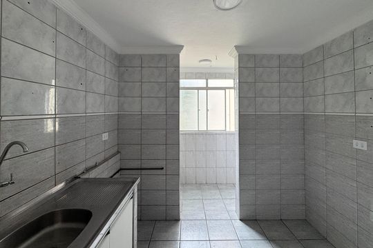 Cozinha  de apartamento para alugar com 2 quartos, 52m² em Santa Terezinha, São Bernardo do Campo