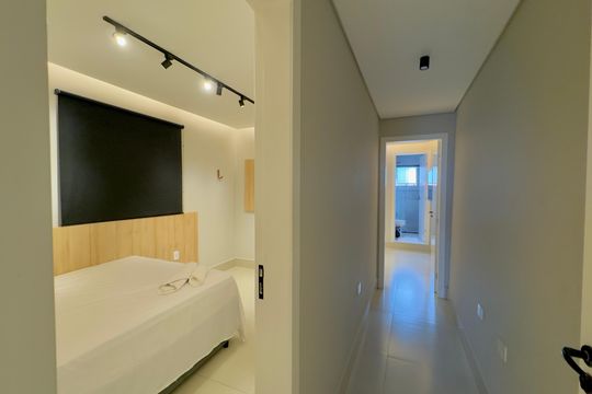 Corredor de apartamento para alugar com 2 quartos, 64m² em Jardim Barbosa, Guarulhos