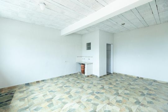 Casa para alugar com 2 quartos, 300m² em Industrial, Contagem