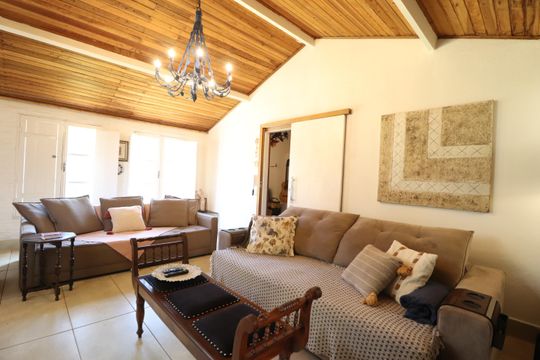 Casa para alugar com 3 quartos, 630m² em Tubalina, Uberlândia