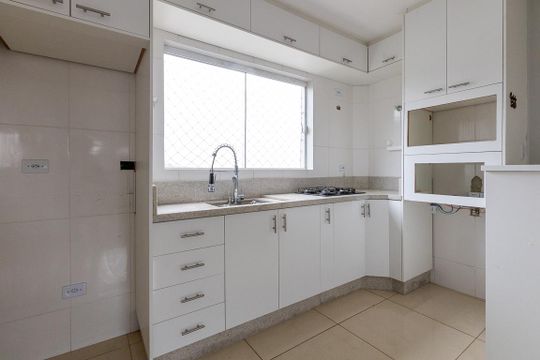 Cozinha - Armários de apartamento para alugar com 2 quartos, 55m² em Jardim Independencia, São José dos Pinhais