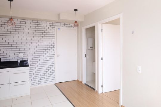 Sala de apartamento para alugar com 2 quartos, 35m² em Conjunto Habitacional Santa Etelvina Iii, São Paulo