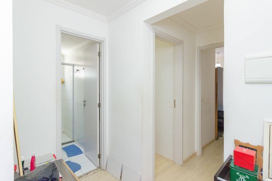 Corredor de apartamento para alugar com 2 quartos, 47m² em Jardim Sao Joao (jaragua), São Paulo
