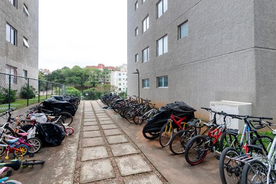 Bicicletário de apartamento para alugar com 2 quartos, 42m² em Vila Remo, São Paulo