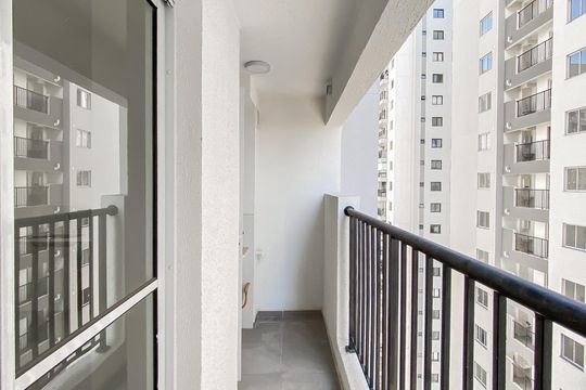 Varanda  de apartamento para alugar com 2 quartos, 40m² em Vila Campanela, São Paulo