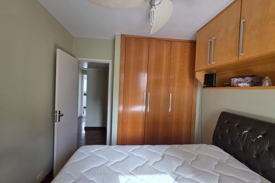 Quarto de apartamento à venda com 3 quartos, 107m² em Paraíso, São Paulo