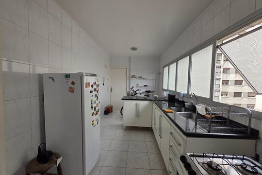 Cozinha de apartamento à venda com 3 quartos, 107m² em Paraíso, São Paulo