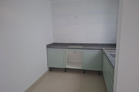 Cozinha de apartamento para alugar com 2 quartos, 40m² em Jardim Bela Vista, Santo André