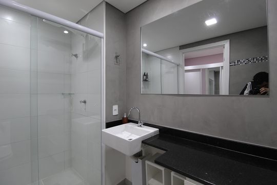 Banheiro de kitnet/studio à venda com 1 quarto, 26m² em Vila Olímpia, São Paulo