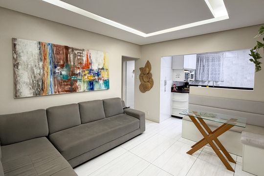 Apartamento para alugar com 2 quartos, 62m² em Embaré, Santos