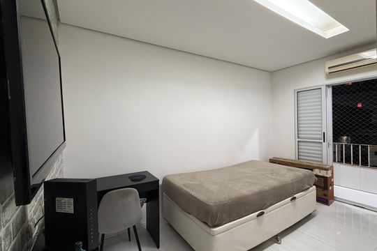 Quarto 1 de apartamento para alugar com 2 quartos, 62m² em Embaré, Santos
