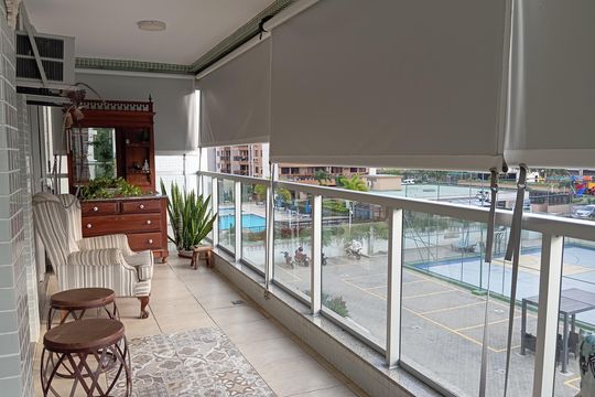 Varanda de apartamento para alugar com 2 quartos, 90m² em Barra da Tijuca, Rio de Janeiro