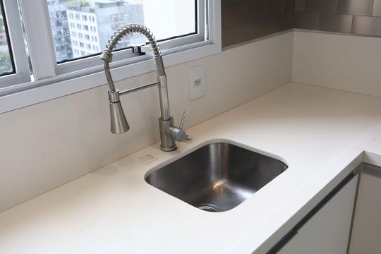 cozinha de apartamento para alugar com 3 quartos, 110m² em Vila Suzana, São Paulo