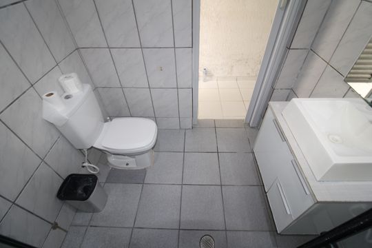 Banheiro de casa para alugar com 1 quarto, 60m² em Santana, São Paulo